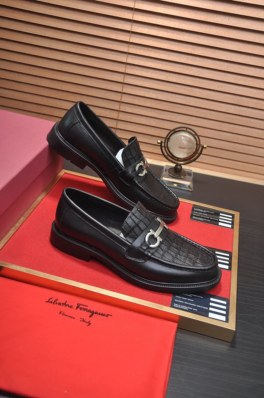 Men's men's shoes 💰520💶[Ferragamo/Ferragamo] (high-end Niuli) New 🍀 Ferragamo* - top version Ferragamo's classic formal leather shoes! Made of imported original cowhide, the inner top layer is comfortable cowhide lining! Original wear-resistant rubber outsole! High quality products! Code number 38-44!